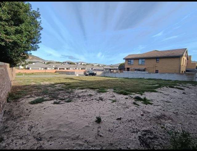 LAND FOR SALE IN DIAZ
